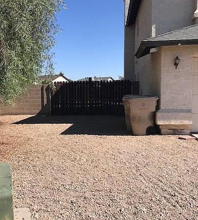 3rd image of 9000 W Stella Ave