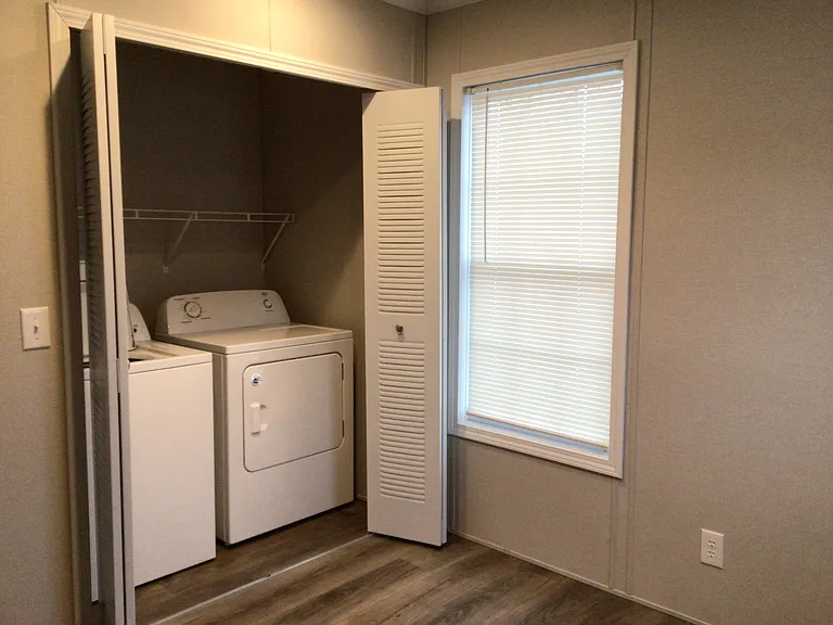 Willowbrook Place — Photo 54