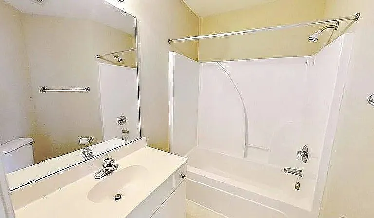 513 Village Loop Dr — Photo 17