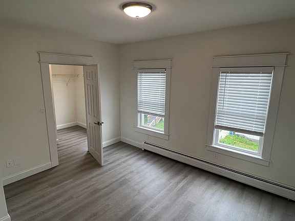 4th image of 317 Rimmon St Floor 3