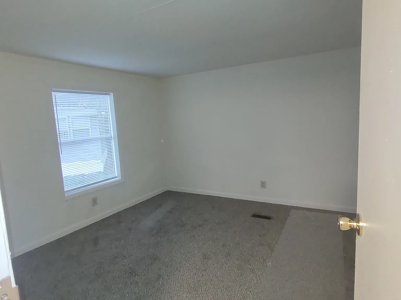 8672 Doris St — Photo 4