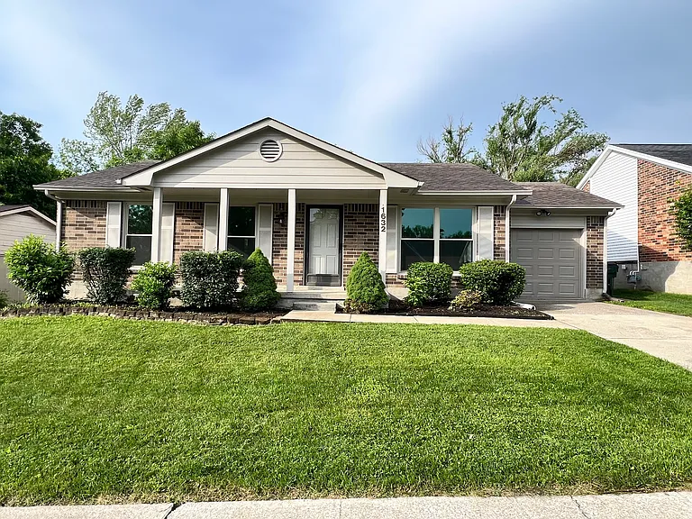 1632 Claywood Ct — Photo 1