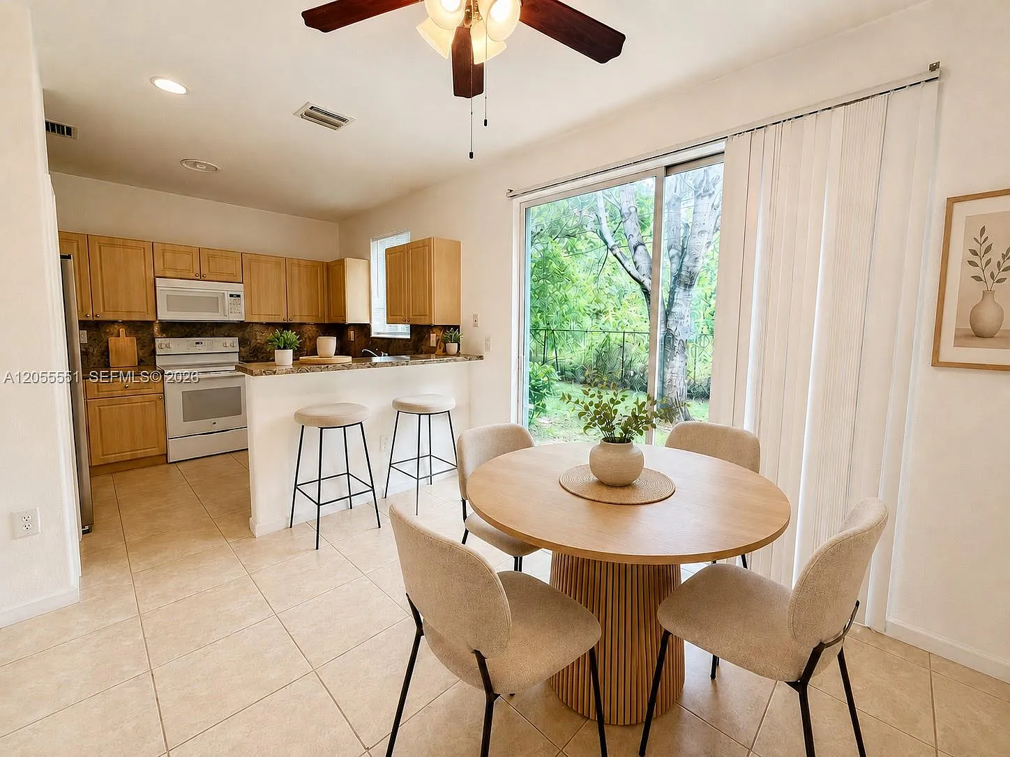 Shoma Townhomes At Keysco — Photo 3