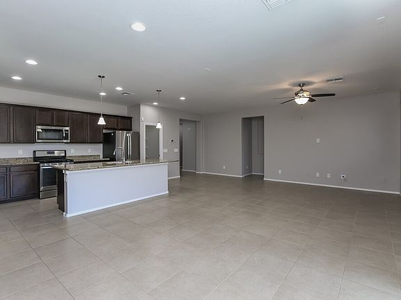 5th image of 22497 E Via Del Oro