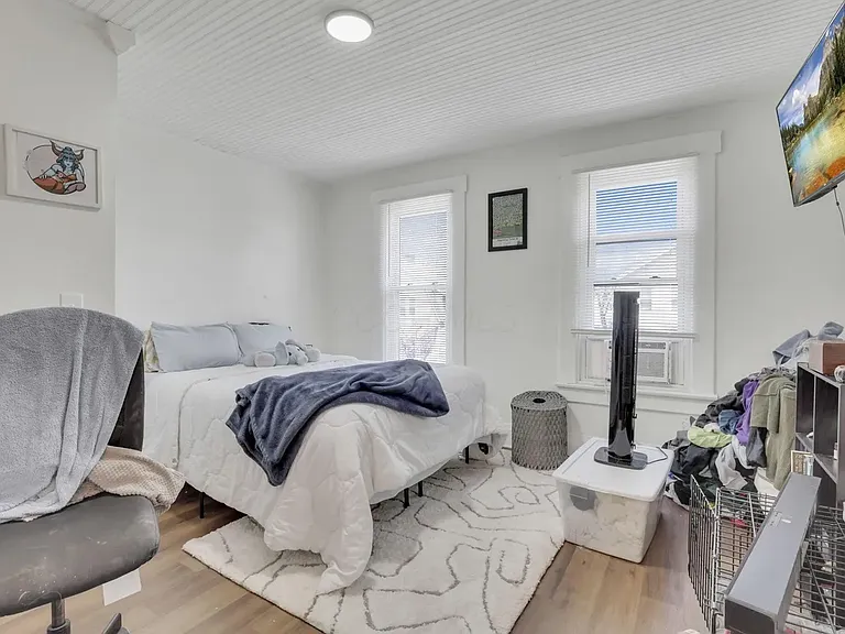 287 E Woodrow Ave — Photo 12