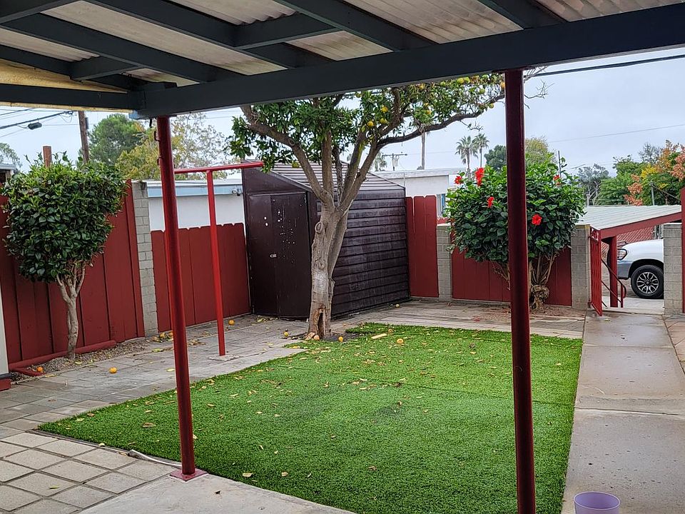 1st image of 3244 Clairemont Dr