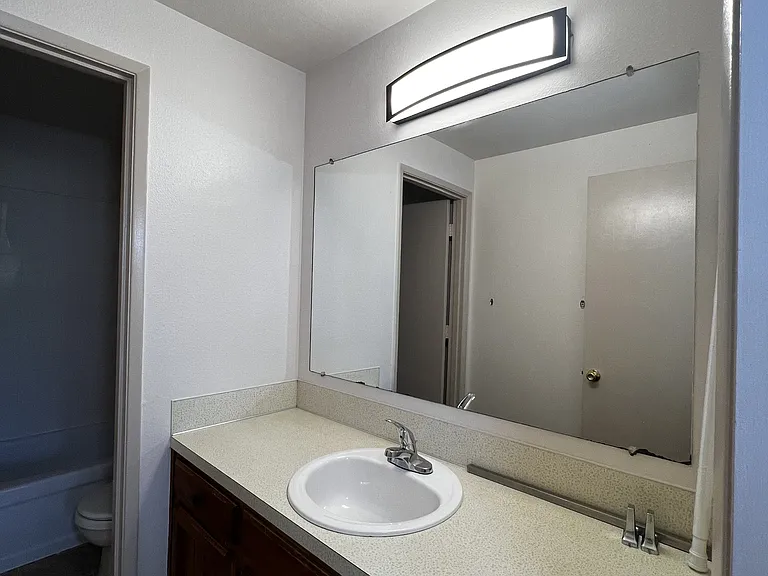 3650 Liberty Rd S — Photo 6