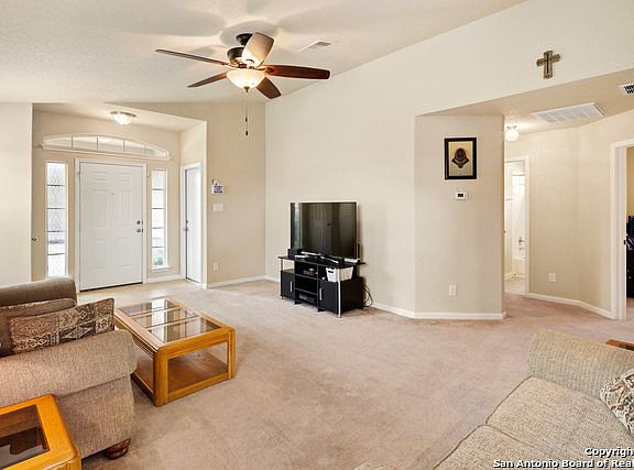 4th image of 2293 Fernhill Dr
