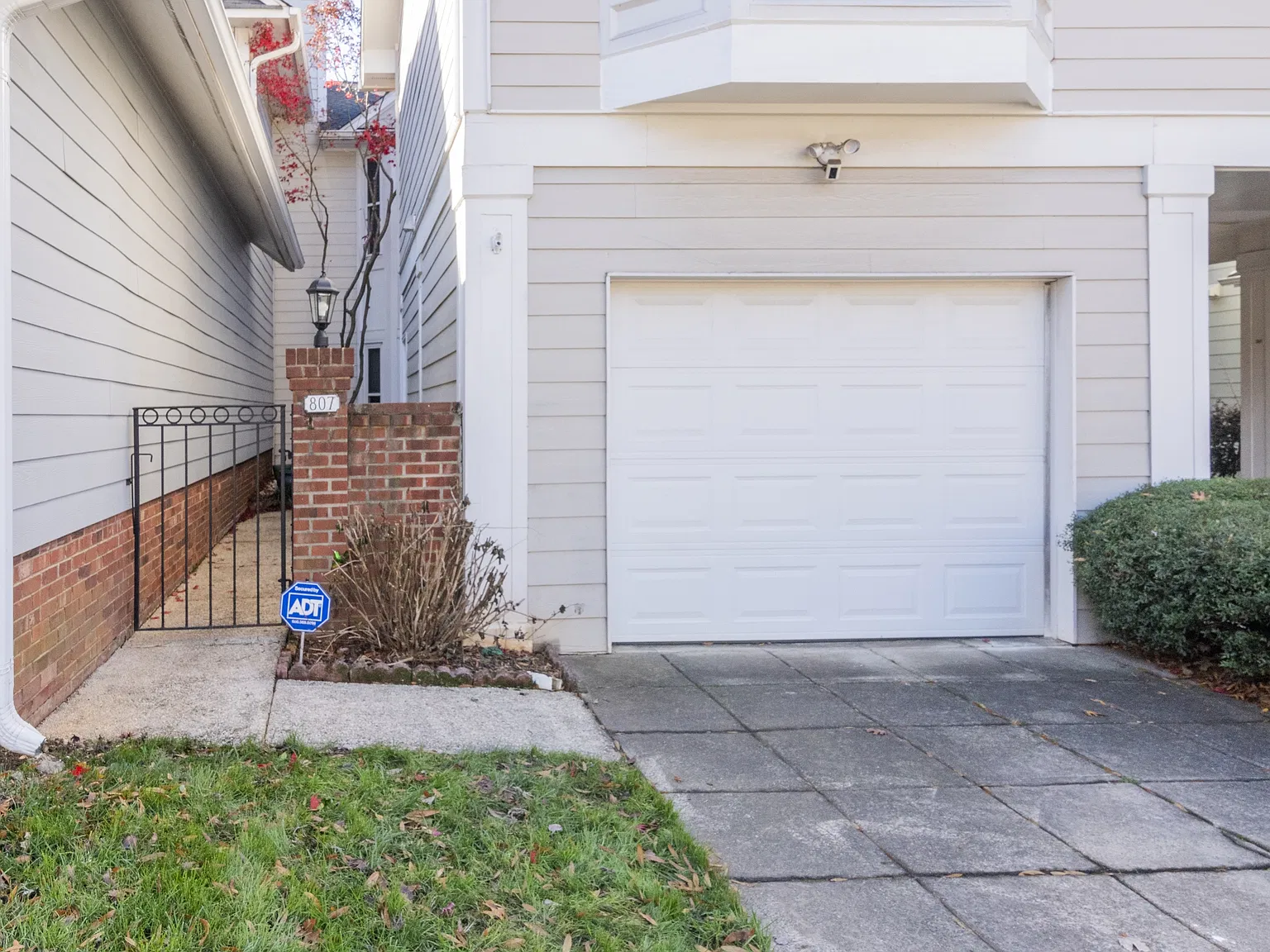 807 Greenleaf Avenue - 1 — Photo 1