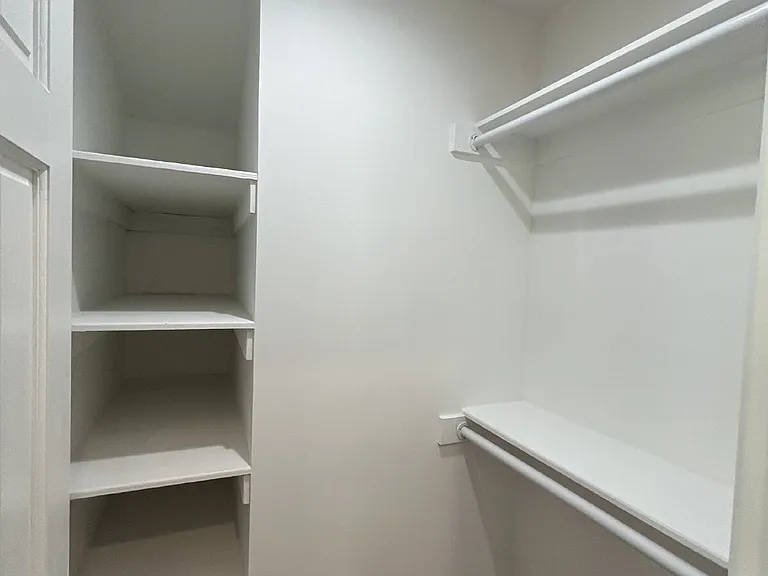 299 Flynn Dr — Photo 13