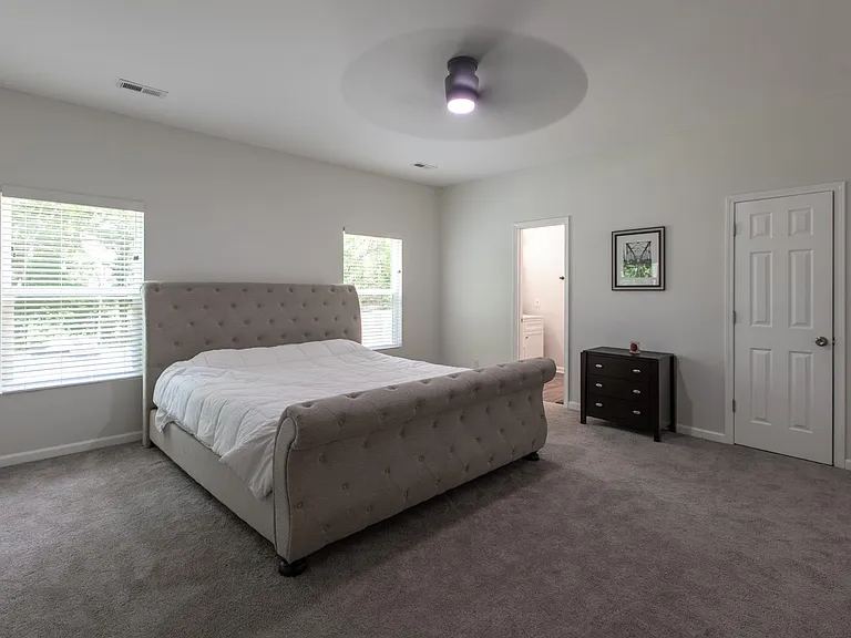 3332 Barfield Dr — Photo 12