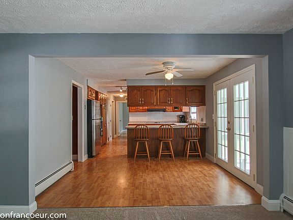 Family Room to Kitchen