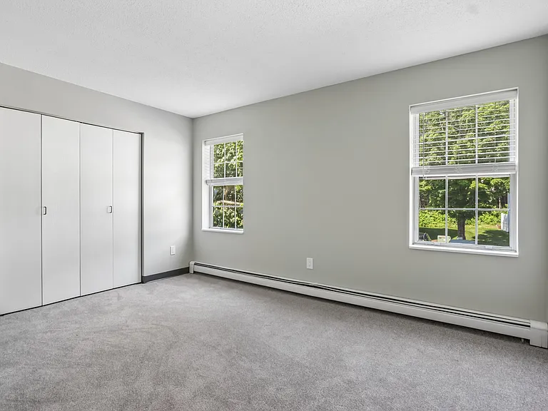 Eastgate Apartments — Photo 29