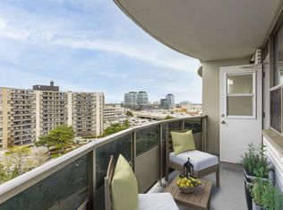 25 Leith Hill Road, Toronto, ON M2J 1Z1