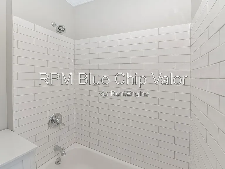 5214 Warren Ave #1 — Photo 13