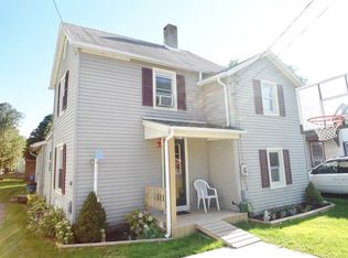 7 Whiting St, Bath, NY 14810