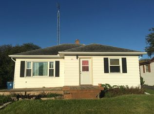 415 N 1st St, Tonica, IL 61370