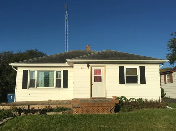 415 N 1st St, Tonica, IL 61370