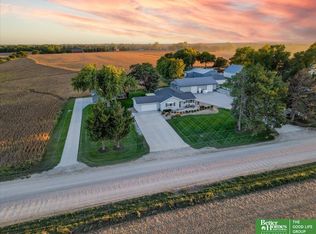 22211 Harrison St, Gretna, NE 68028
