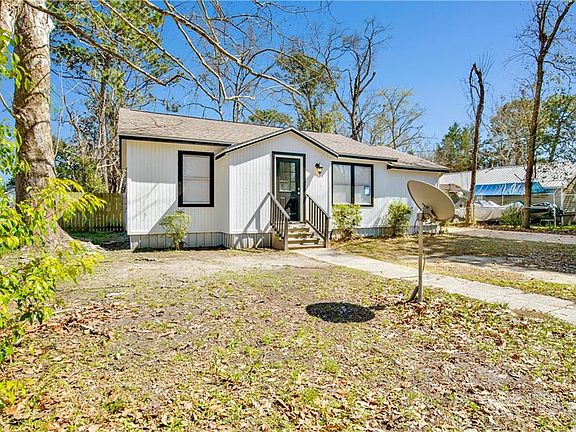 2nd image of 552 Kansas St