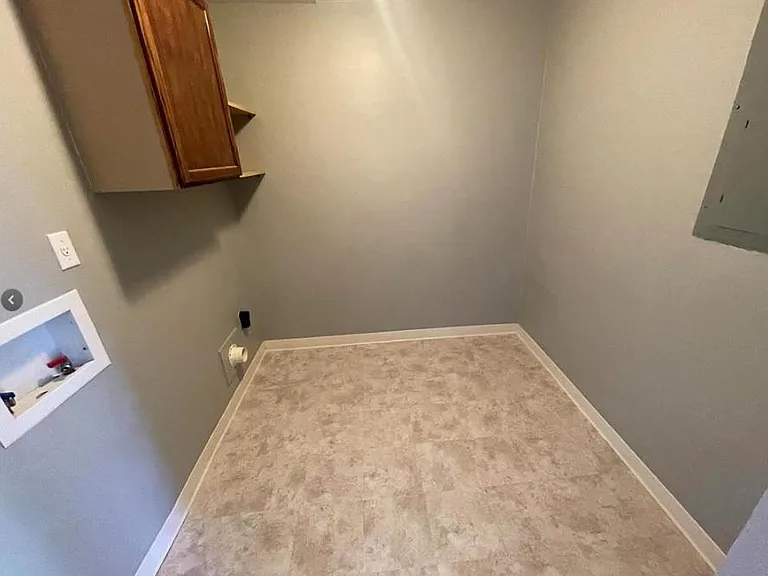 862 Saint Benedict Dr — Photo 3
