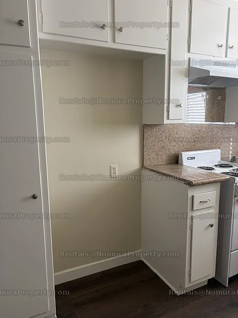 2 bed, 800 sqft, $2,250 — Photo 3
