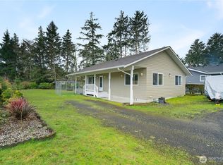 281 Cakesosta Street SE, Ocean Shores, WA 98569