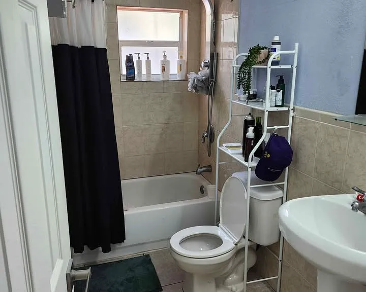 520 SW 11th Ave #1 — Photo 5