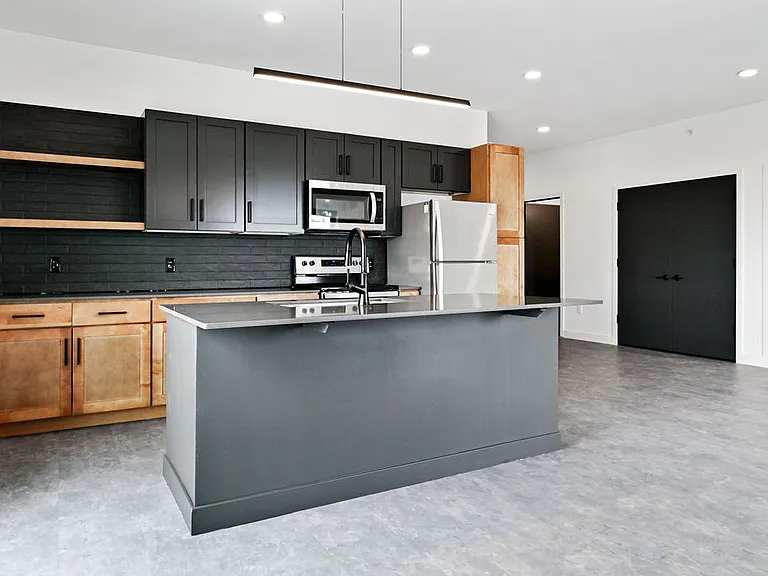 Urbane424 Apartments — Photo 2
