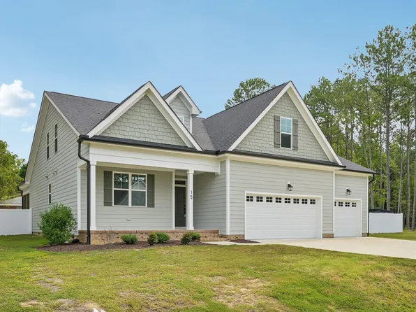 15 Arbor Dr, Youngsville, NC 27596