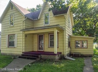 1718 3rd St, Perry, IA 50220