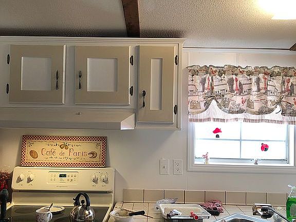 2nd image of 10628 Bay Hills Cir
