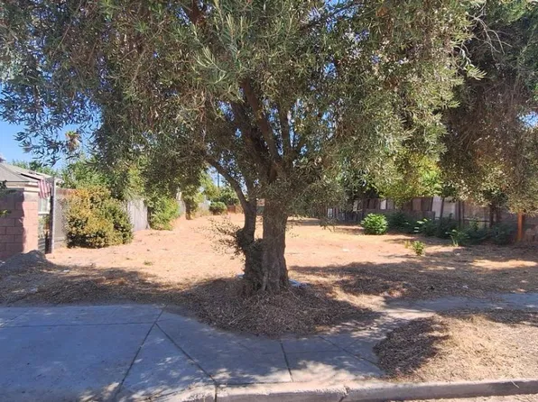 6980 N Weber Ave, Fresno, CA 93722