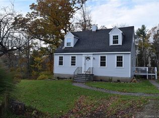 142 Chapel Rd, Winsted, CT 06098