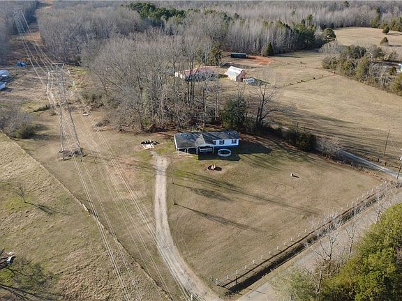 2nd image of 145 Finley Rd