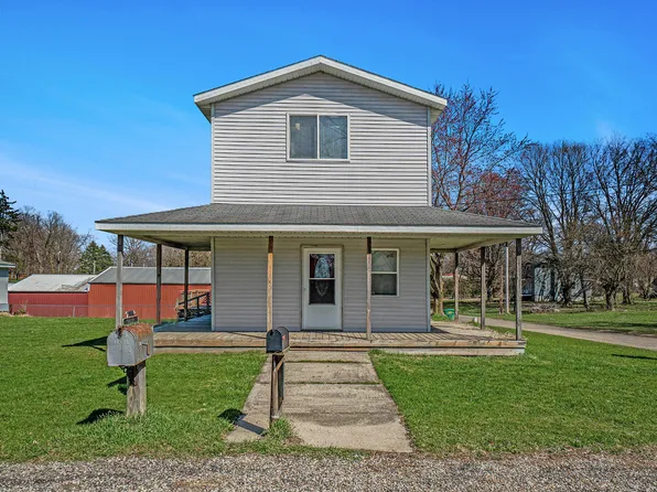 50325 Mill St, Three Rivers, MI 49093
