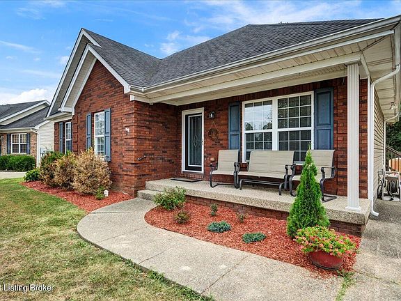 4th image of 952 Tecumseh Dr