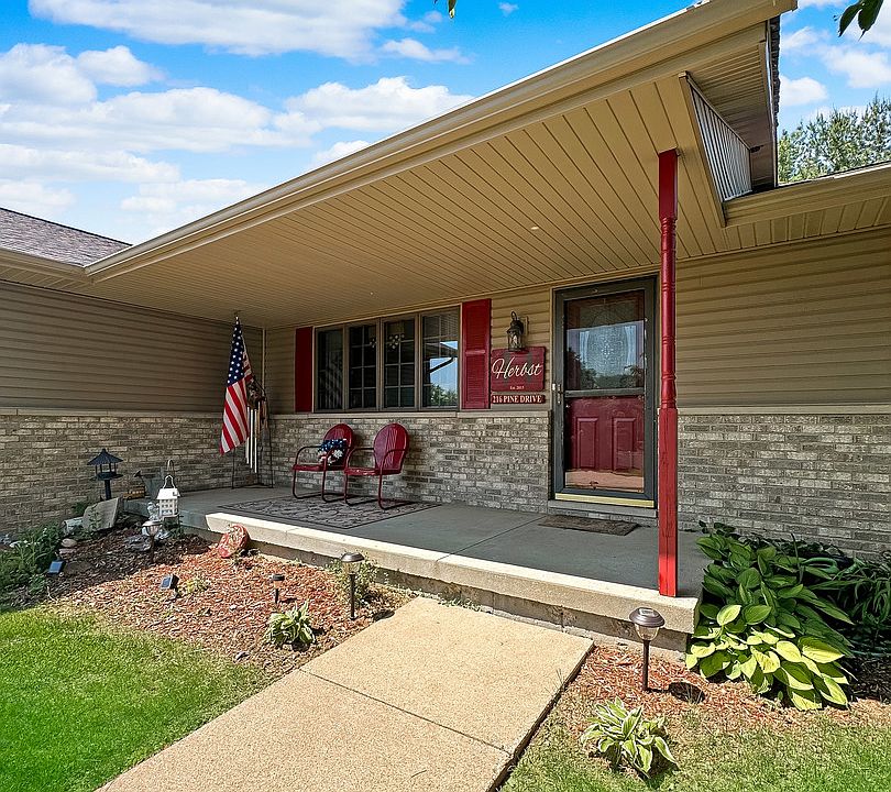 216 Pine Dr, Orangeville, IL 61060 Zillow