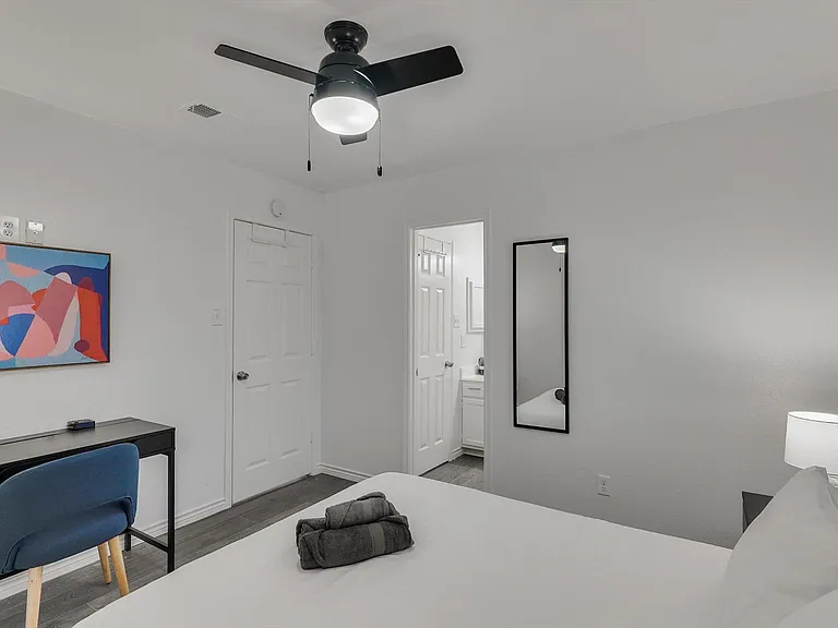4402 Goodwin St — Photo 25
