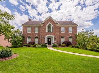 1468 Paragon Pl, Pittsburgh, PA