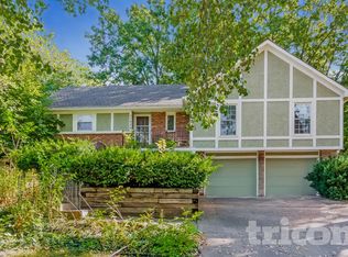 11629 Knox St, Overland Park, KS 66210