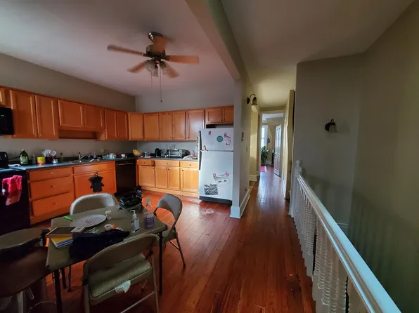 4210 Spruce St #2, Philadelphia, PA 19104