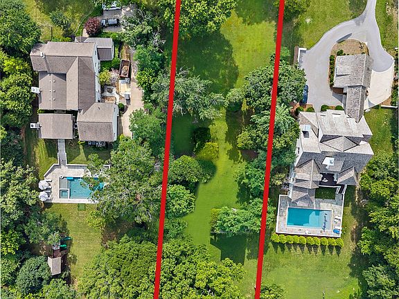 2nd image of 416 Lynnwood Blvd