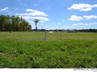 5534 Willow Crossing St, Smithton, IL 62285