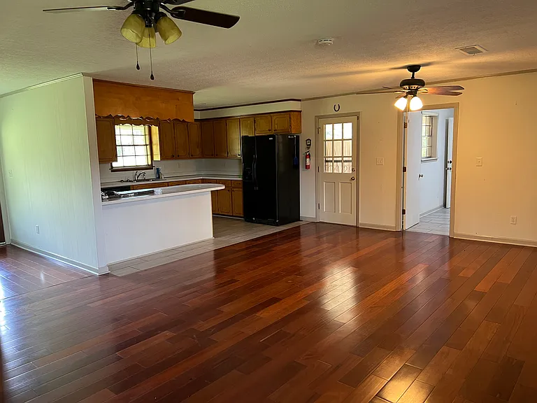 1594 Blossom Hill Rd — Photo 3