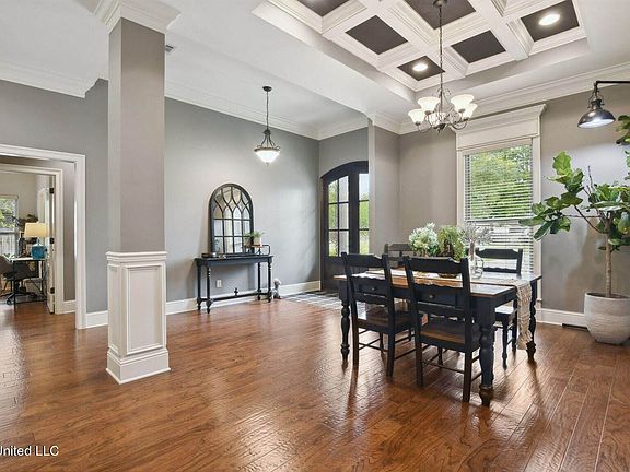 4th image of 3117 Oakleigh Cir