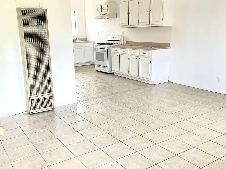 3901 Hercules Ave — Photo 32