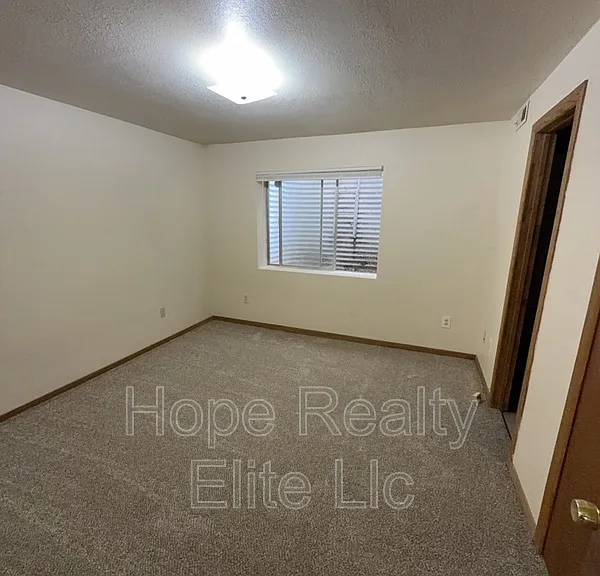 3960 Breaking Dawn St — Photo 16