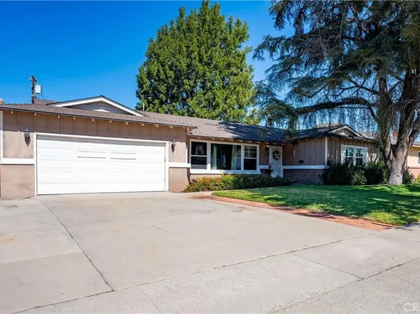 209 E Francis St, Corona, CA 92879