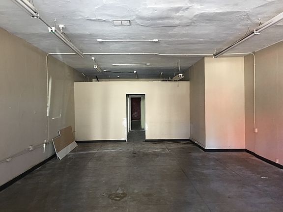4th image of 2640 Pasadena Ave